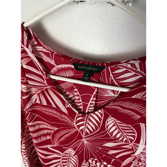 Banana Republic Tank Blouse Women's Small Red White Tropical Floral Flowy V-neck - Picture 2 of 5